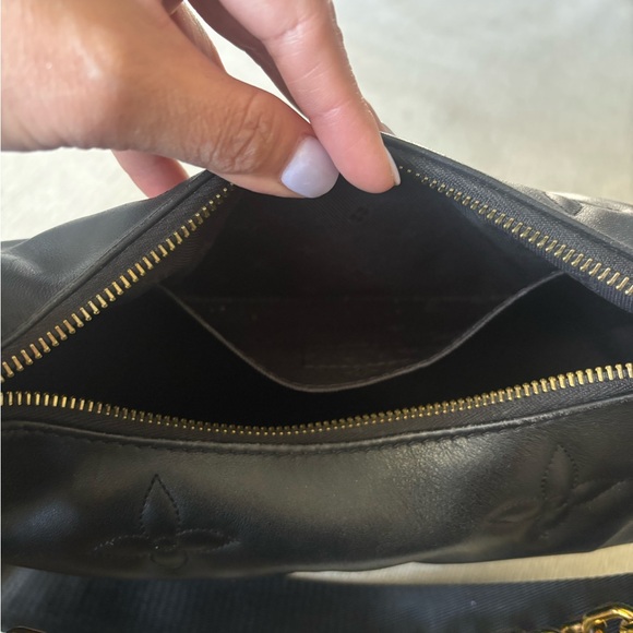 Louis Vuitton over the moon - Picture 10 of 11